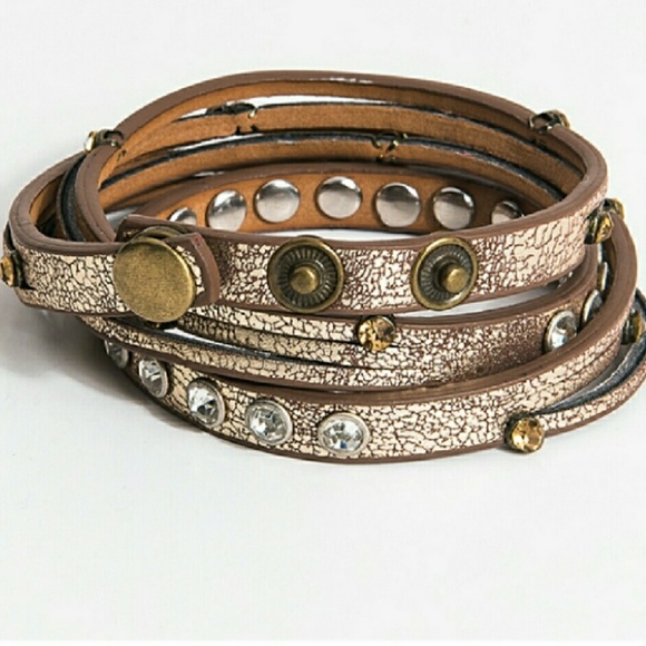 ⭐️SALE⭐️Brand New Gorgeous Wrap Bracelet✨ - Picture 2 of 6